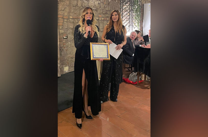  Serata di Gala degli Ambasciatori di Pace nel mondo a Roma. Tra i premiati nell’ambito del sociale, la giornalista lucana Francesca Rodolfo, presidente dell’associazione culturale e di volontariato Divine del Sud, volto noto e amato dell’emittente pugliese Telenorba.